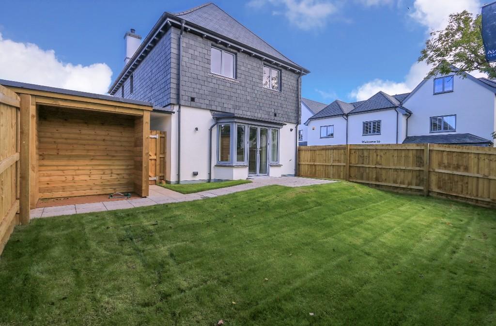 The Windsor, Wolborough Hill, Newton Abbot 3 bed detached house £405,000