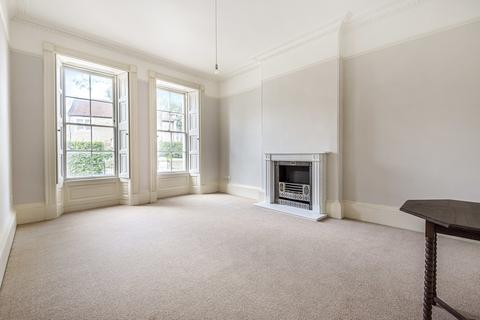 Mayfield House, 4 High Street, Rode, Frome, BA11 6NZ