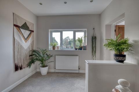 8 Cole Hill, Worcester, WR5 1DG