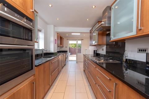 43 Coates Close, Basingstoke, RG22 4EF