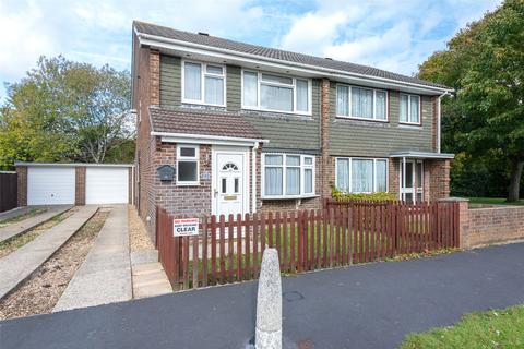 43 Coates Close, Basingstoke, RG22 4EF