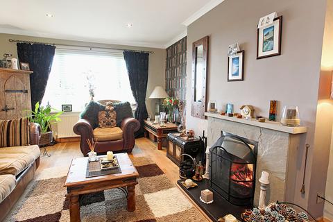 16 Cherry Tree Crescent, Walton, Wakefield, WF2 6LQ