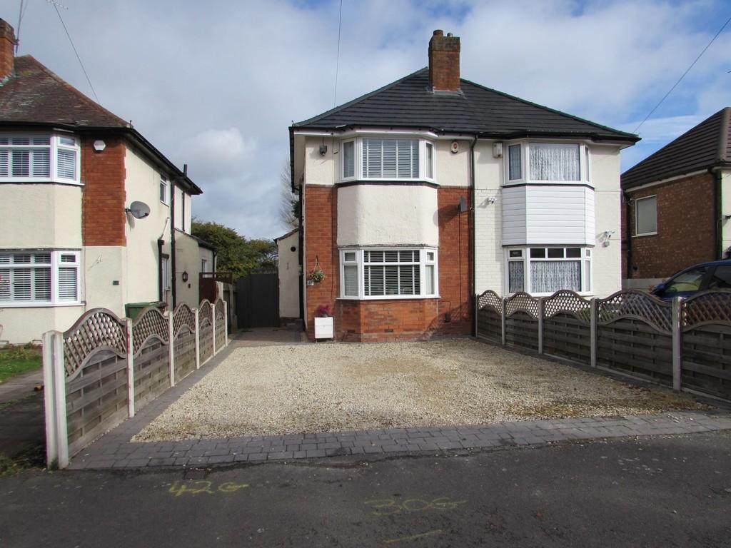 Pierce Avenue, Olton 2 bed semidetached house £235,000