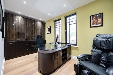 37 Alderbrook Road, Solihull, B91 1NW