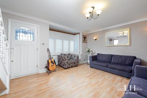 22 Birch Road, Romford, RM7 8EP