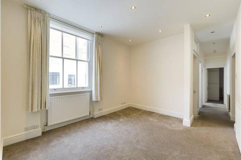 3 bedroom maisonette to rent, Gaspar Mews, South Kensington, London, SW5