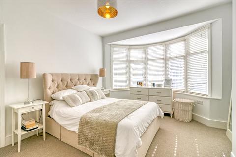 5 Rowden Road, London, E4 8SD