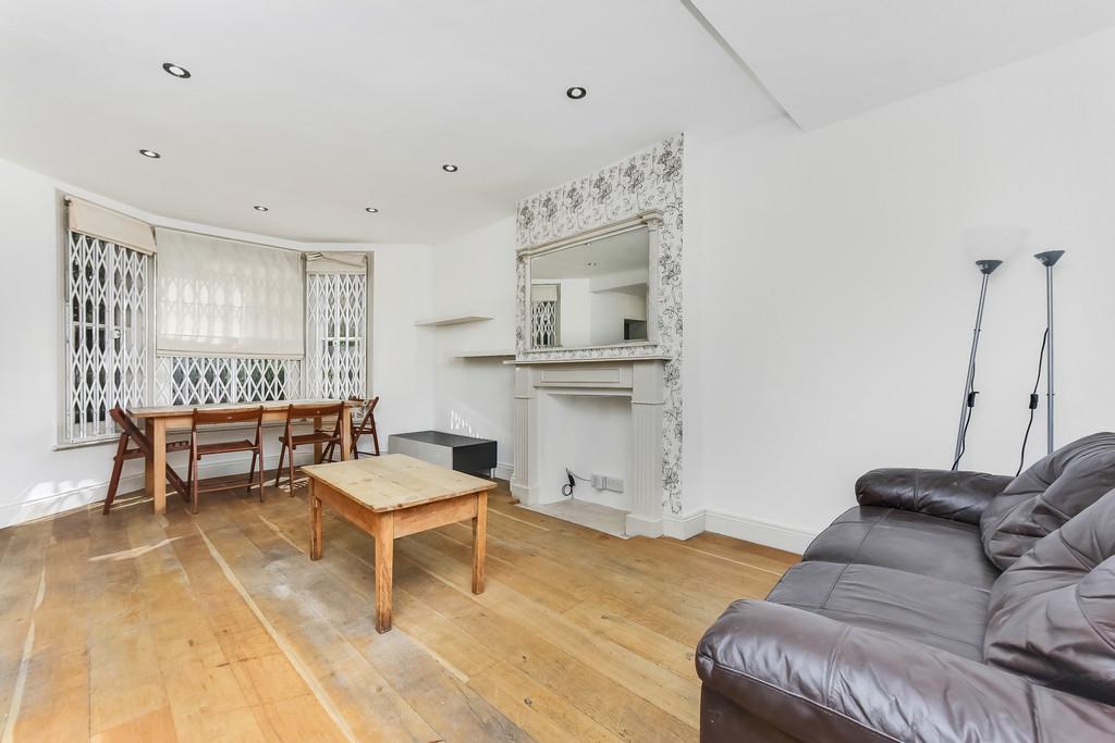 South Lambeth Road, London 2 bed flat £1,500 pcm (£346 pw)