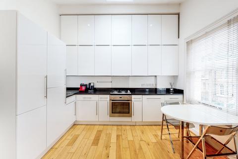37c Bellefields Road, London, SW9 9UH