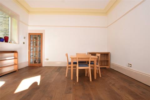 Flat 1, 21 Burton Crescent, Leeds, LS6 4DN