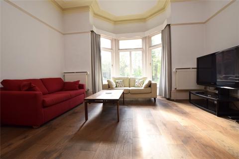Flat 1, 21 Burton Crescent, Leeds, LS6 4DN