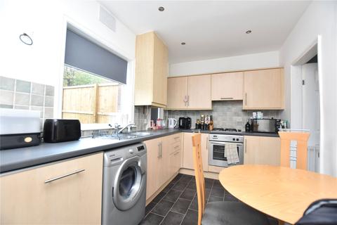 62 Albert Road, Morley, Leeds, LS27 8JY