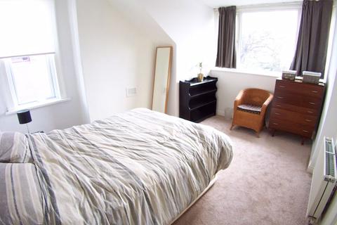 7 Glebe Place, Leeds, LS5 3HW
