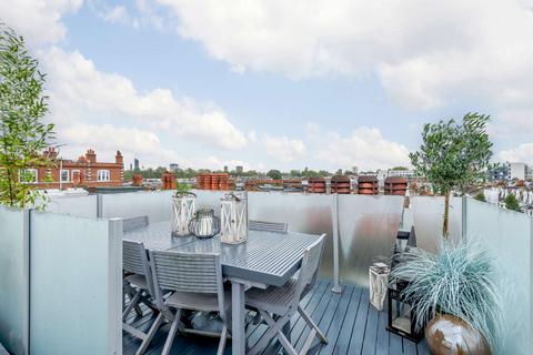 2 bedroom flat for sale, Fulham Road, London