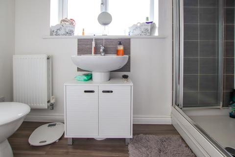 38 Colossus Way, Norwich, NR5 0UX