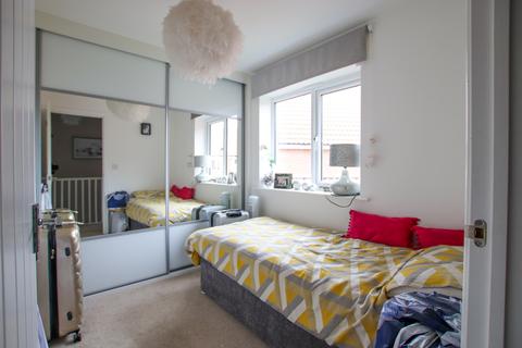 38 Colossus Way, Norwich, NR5 0UX