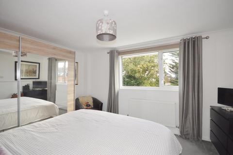 48 Cornish Gardens, Bournemouth, BH10 4HS