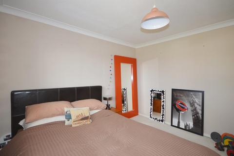 48 Cornish Gardens, Bournemouth, BH10 4HS