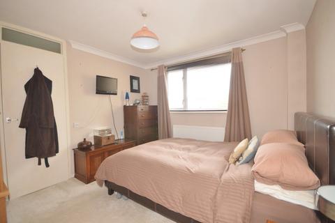 48 Cornish Gardens, Bournemouth, BH10 4HS