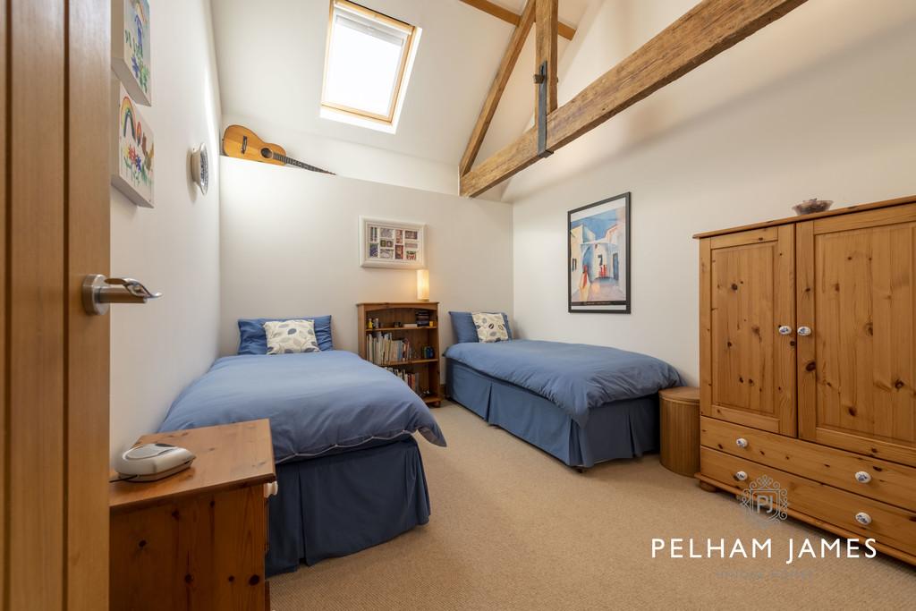 Fourth bedroom