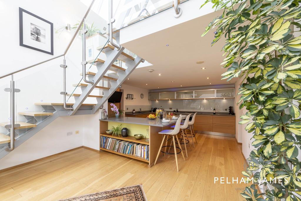 Kitchen diner