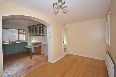 82 Coopersale Common, Coopersale, Epping, CM16 7QU