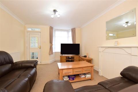 38 High Street, Hornchurch, RM12 4UN