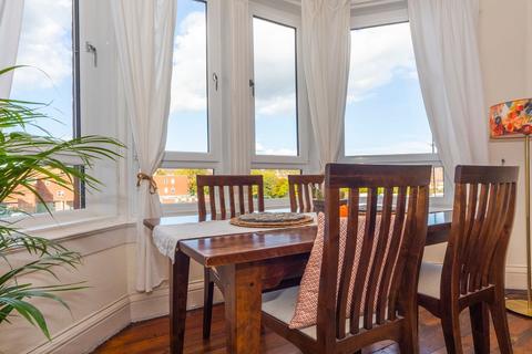 214 Finlay Drive, Glasgow, G31 2SL