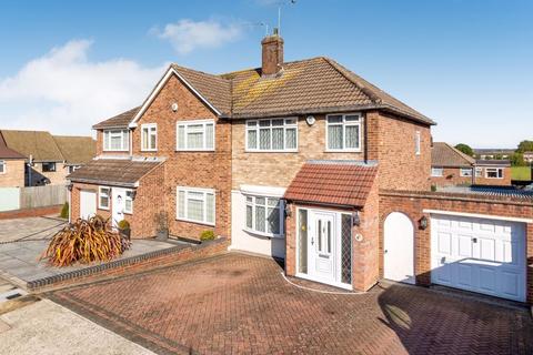22 Tyron Way, Sidcup, DA14 6AY