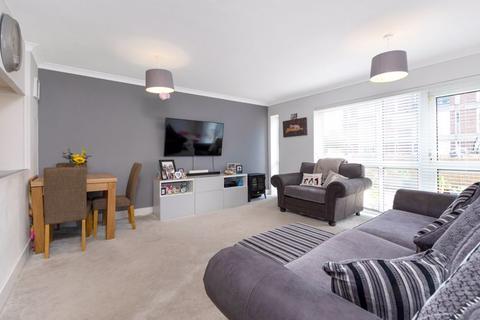 Flat 10, Beech House Manor Road, Sidcup, DA15 7HZ