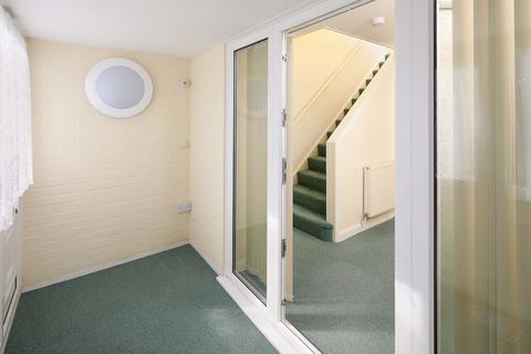 15 Grange Road, Saltwood, Hythe, CT21 4QS