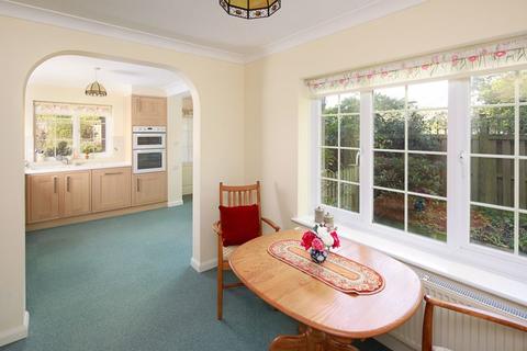 15 Grange Road, Saltwood, Hythe, CT21 4QS