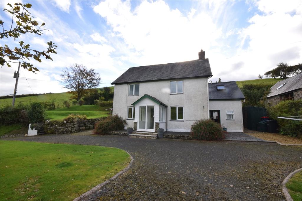 Commins Coch, Machynlleth, Powys, SY20 3 bed detached house £262,000