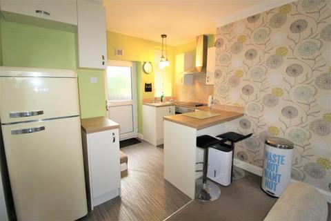 4 Elm Row, Barnsley, S71 1HR