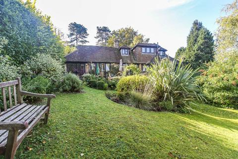 8 Grange Road, Caterham, CR3 6SH