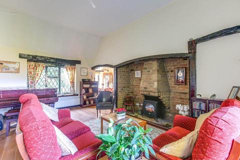 8 Grange Road, Caterham, CR3 6SH