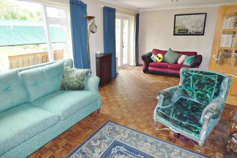 Willows Hilley Field Lane, Fetcham, Leatherhead, KT22 9UX