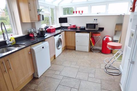 Willows Hilley Field Lane, Fetcham, Leatherhead, KT22 9UX