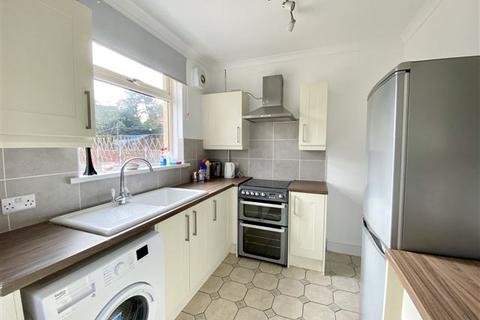 2 bedroom end of terrace house to rent, Algar Crescent, Sheffield, S2 2JH