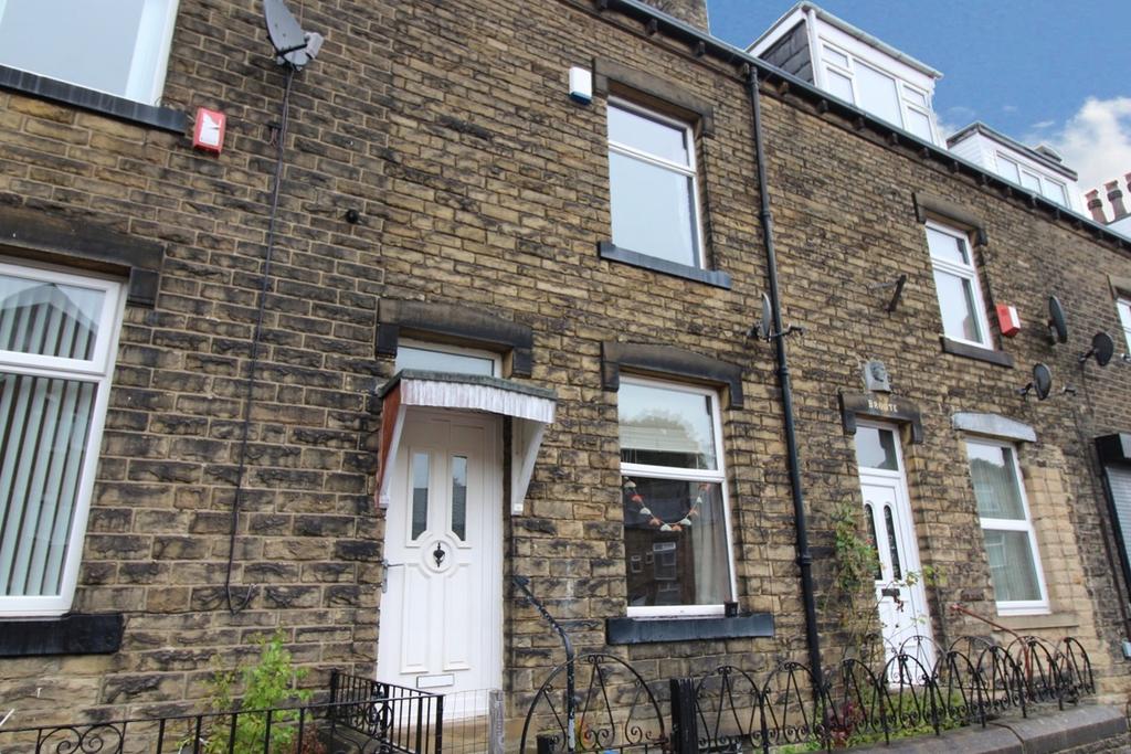 Fell Lane, Keighley, BD22 3 bed terraced house £99,995