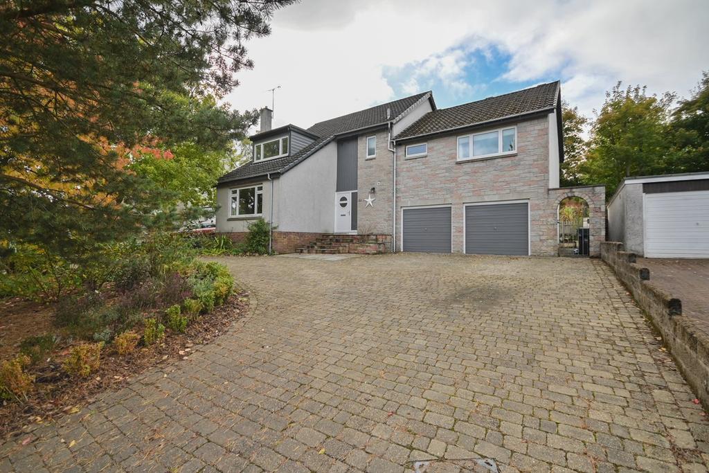 Ochiltree, Dunblane, FK15 5 bed detached house £420,000