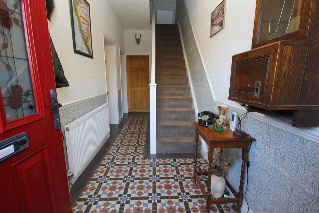 Hollins Lane, Winwick, Warrington, WA2 3 bed end of terrace house £