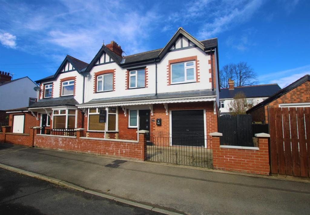 Cleveland Avenue, Auckland 3 bed semidetached house £190,000