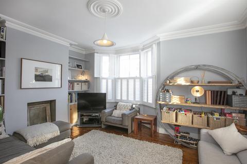18 Rainbow Street, London, SE5 7TD