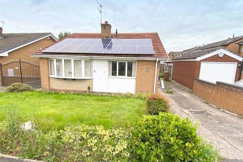 2 Caistor Close, Stoke-on-trent, ST2 7DE