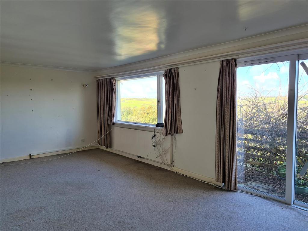 Sitting room 2.jpg