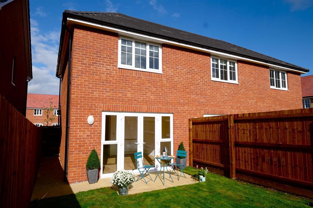 The Boulevard, Grange Park, St. Helens 2 bed terraced house £735 pcm