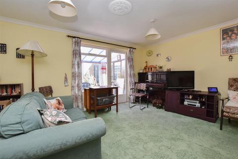 10 Adam Close, St Leonards-on-sea, TN38 9QW