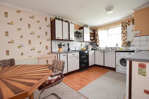10 Adam Close, St Leonards-on-sea, TN38 9QW