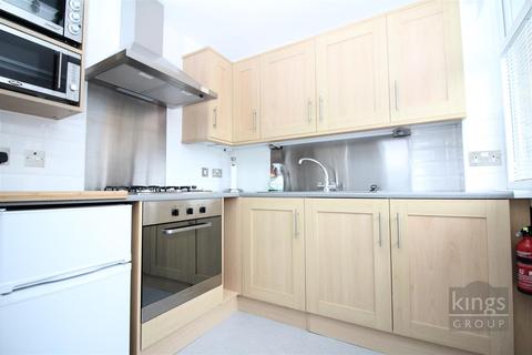 18 Peacocks, Harlow, CM19 5NY
